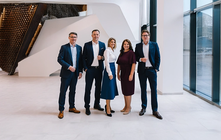 Our management Hays Vorstand: Markus Auer, Alexander Heise, Ivonne Gassmann, Johannes Becker