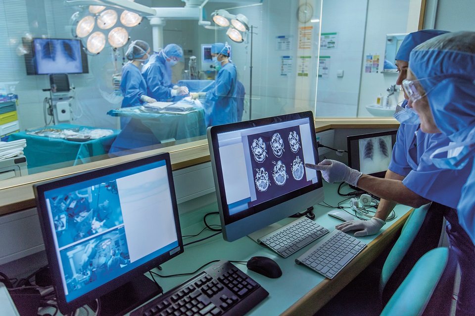 Surgeons operate on the brain